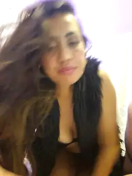 LASEXbellaX online show from April 27, 2026, 3:15 am