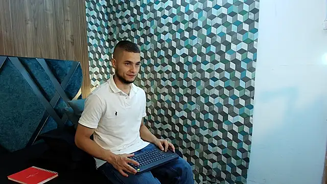Snapshot of Joaho_Fernandez chatting on May 30, 2026, 7:19 pm Joaho Fernandez online show from May 30, 2026, 7:19 pm