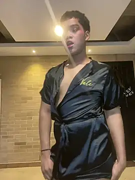 Sweet Darius online show from April 10, 2026, 3:35 am