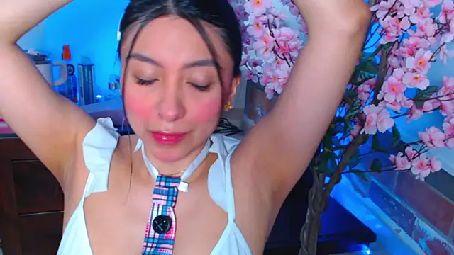 mila gomez  online show from April 11, 2026, 2:52 am