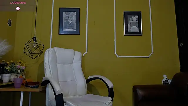 AmericaMillan ds online show from April 12, 2026, 10:29 am