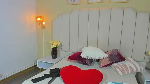 Sara Hanks online show from April 11, 2026, 2:21 pm