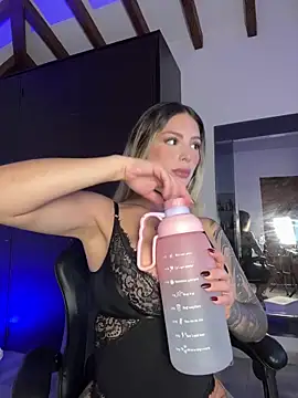 Snapshot of Eva_Jagger chatting on April 6, 2026, 2:40 am Eva Jagger online show from April 6, 2026, 2:40 am