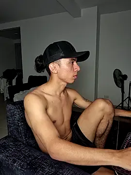 Stiven yb online show from March 26, 2026, 1:26 am