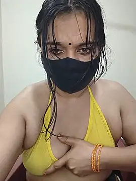 HeartlessGirl online show from July 2, 2026, 7:53 pm