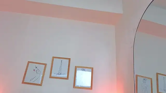 CharlotteCopper  online show from April 13, 2026, 11:14 am