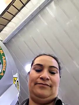 Snapshot of kyra_sol chatting on April 7, 2026, 3:36 pm kyra sol online show from April 7, 2026, 3:36 pm