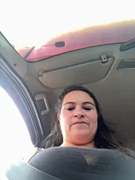 Snapshot of kyra_sol chatting on April 3, 2026, 5:52 pm kyra sol online show from April 3, 2026, 5:52 pm