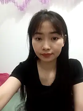 Xiangchuu online show from March 25, 2026, 1:32 pm