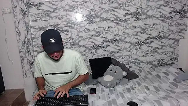 Snapshot of escanor_ar chatting on March 28, 2026, 11:28 pm escanor ar online show from March 28, 2026, 11:28 pm