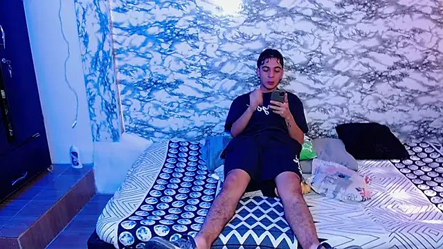 Snapshot of escanor_ar chatting on April 11, 2026, 7:28 pm escanor ar online show from April 11, 2026, 7:28 pm