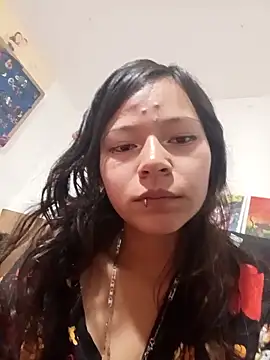 Snapshot of Ninffa_sweet21 chatting on April 16, 2026, 12:44 am Ninffa sweet21 online show from April 16, 2026, 12:44 am