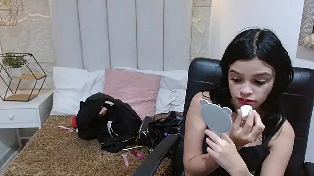 Snapshot of mia_velvetk chatting on April 2, 2026, 3:02 am mia velvetk online show from April 2, 2026, 3:02 am