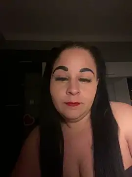 Snapshot of Szandra26 chatting on April 26, 2026, 12:52 am Szandra26 online show from April 26, 2026, 12:52 am