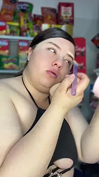 kitty  pinnk online show from April 15, 2026, 7:51 pm