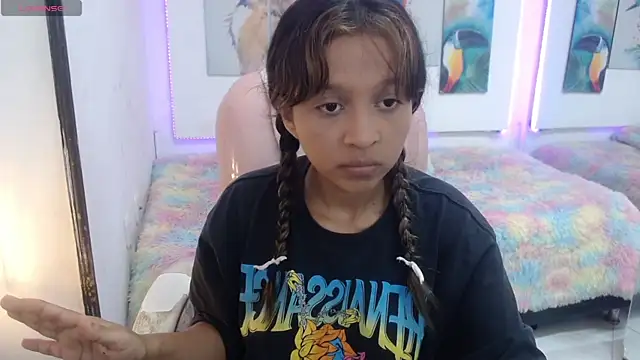 naty 18 online show from March 26, 2026, 8:51 pm