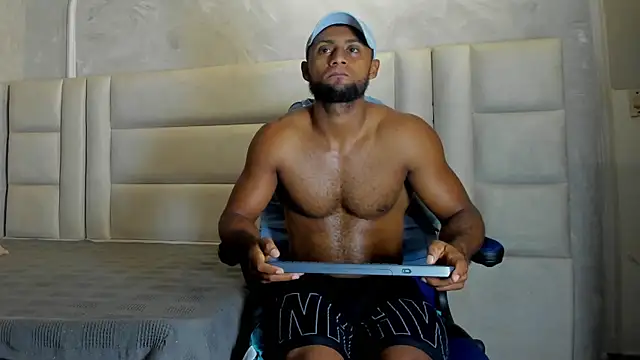 Dark lennox online show from March 31, 2026, 2:41 pm