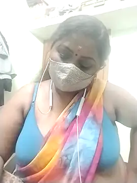 Snapshot of Tamil-Dhara chatting on April 11, 2026, 5:05 pm Tamil-Dhara online show from April 11, 2026, 5:05 pm