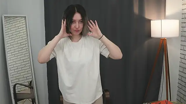 WavaMaddison online show from March 27, 2026, 3:15 am