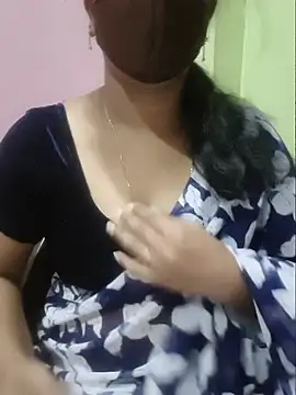 Latha lovely online show from June 20, 2026, 2:05 am