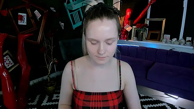 SherriButlers online show from May 11, 2026, 4:04 pm