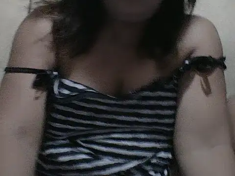 Snapshot of PinayCherry chatting on June 6, 2026, 8:30 am PinayCherry online show from June 6, 2026, 8:30 am
