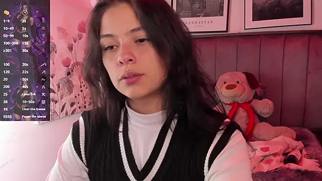 Kikii 1 online show from April 7, 2026, 3:30 am