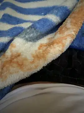 shyyyyy0 online show from April 4, 2026, 7:15 am