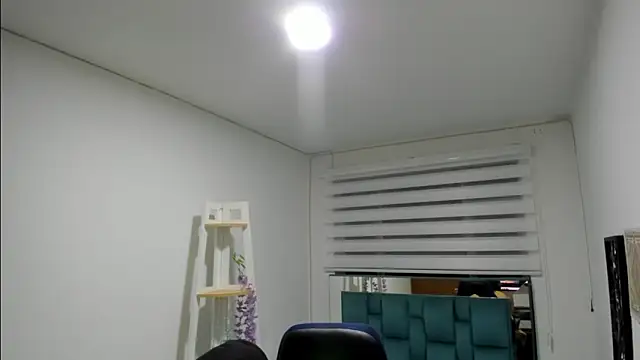 Snapshot of Sara_Red_X chatting on April 7, 2026, 3:08 am Sara Red X online show from April 7, 2026, 3:08 am