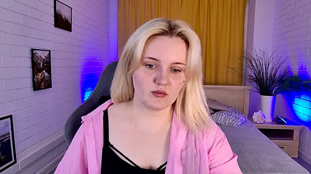 KathyBriggs online show from April 1, 2026, 5:31 am