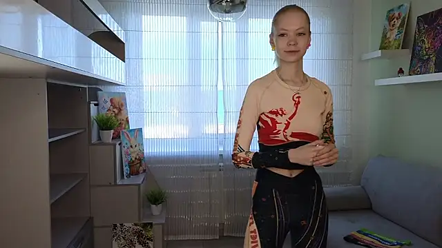 TulaHilst online show from March 30, 2026, 5:31 am