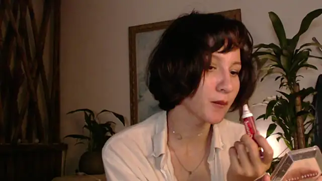 Snapshot of wanderwhitch chatting on June 16, 2026, 5:07 am wanderwhitch online show from June 16, 2026, 5:07 am