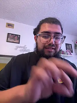 dpenguino online show from April 1, 2026, 5:10 pm