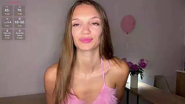 Snapshot of OdetteTrentinella chatting on June 11, 2026, 6:21 am OdetteTrentinella online show from June 11, 2026, 6:21 am