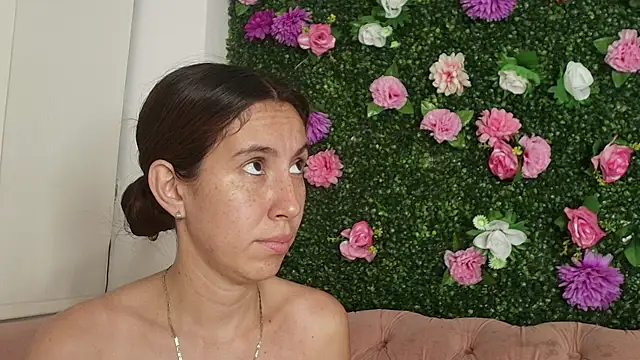 Snapshot of alix_rada chatting on May 30, 2026, 6:57 pm alix rada online show from May 30, 2026, 6:57 pm