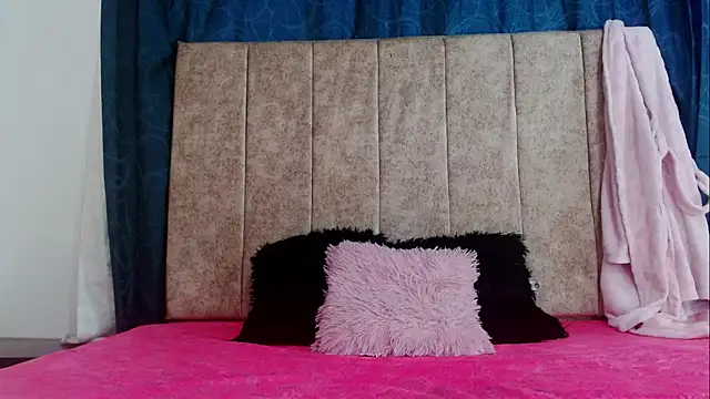 Slut Full Messy online show from April 12, 2026, 3:26 pm