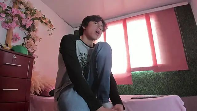 Max gold online show from April 4, 2026, 3:51 pm