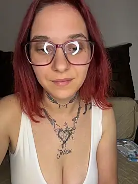 jebise23 online show from May 28, 2026, 8:26 pm