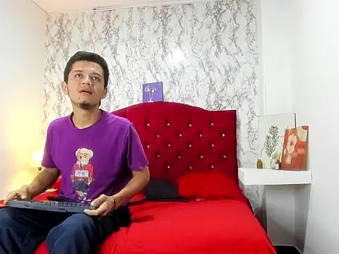 Alejandra and James  online show from March 30, 2026, 11:22 am