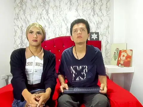 Alejandra and James  online show from April 11, 2026, 11:36 am