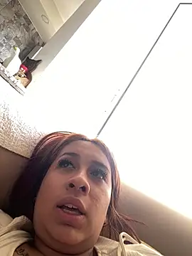 Snapshot of gretchen_1998 chatting on April 10, 2026, 2:46 pm gretchen 1998 online show from April 10, 2026, 2:46 pm