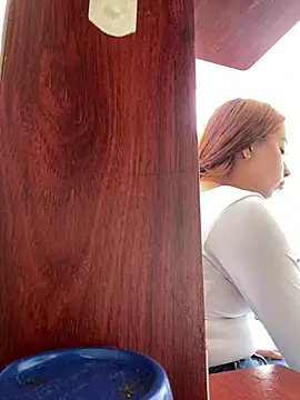 Snapshot of gretchen_1998 chatting on April 11, 2026, 6:00 pm gretchen 1998 online show from April 11, 2026, 6:00 pm