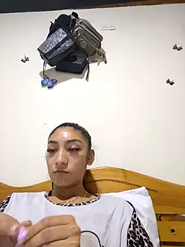 yvonne 1998 online show from April 10, 2026, 2:13 pm