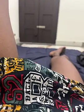 like a nud online show from April 17, 2026, 5:05 pm