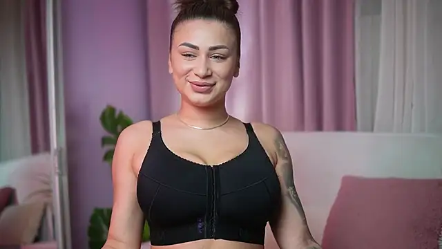 Snapshot of AmeliaBarbie chatting on April 15, 2026, 6:45 pm AmeliaBarbie online show from April 15, 2026, 6:45 pm