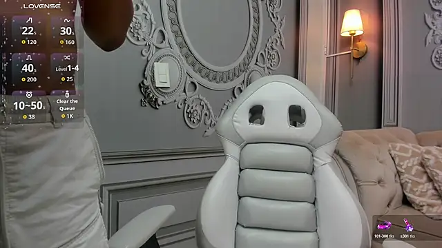 Andeuw   online show from April 15, 2026, 2:28 am