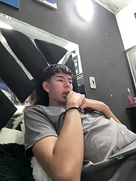 CAROLYNFOSTER online show from April 10, 2026, 12:39 am