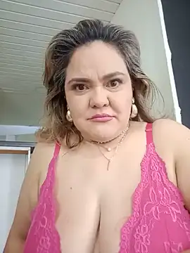 Natashablade   online show from July 2, 2026, 3:40 pm