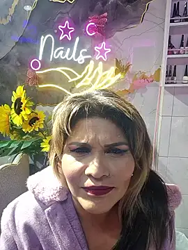 mistresslu online show from April 18, 2026, 3:42 am