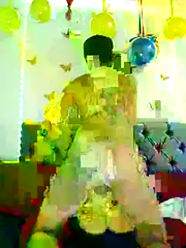 ANDRES URRIETA online show from April 11, 2026, 11:30 pm